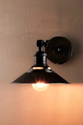 BRISTOL WALL LIGHT
