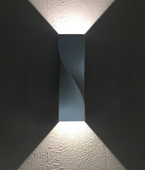2x3w Up Down Wall Light Wh Tc
