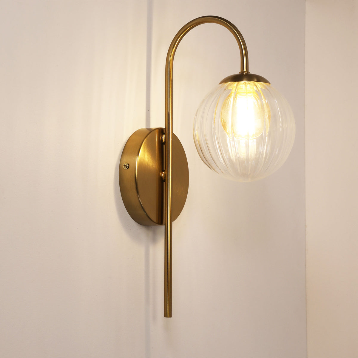 ALTA WALL LIGHT SATIN BRASS / CLEAR / AMBER