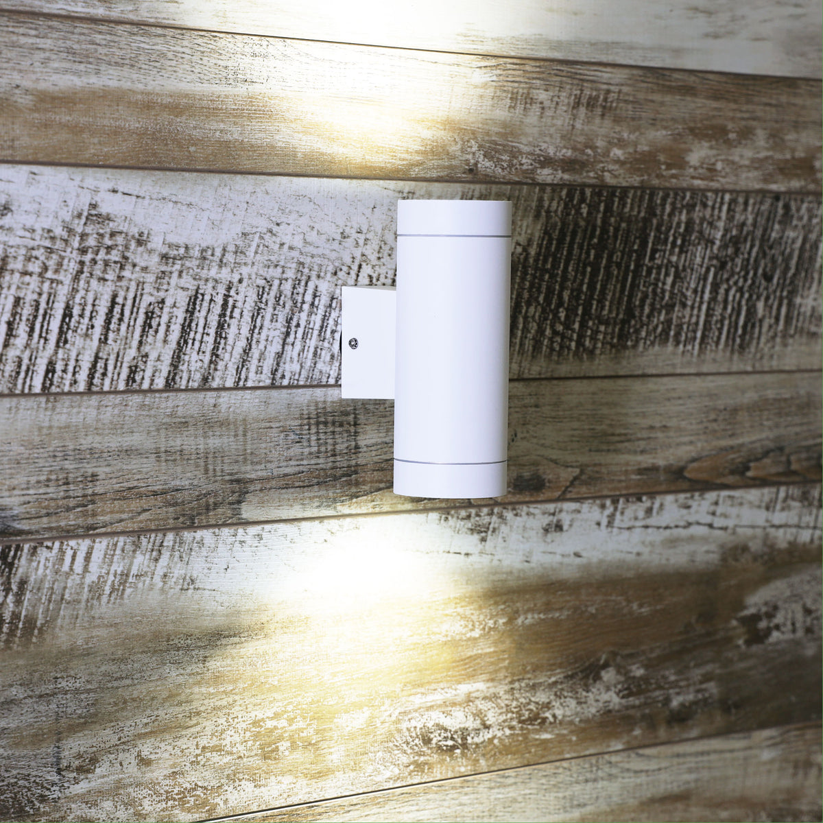 LATITUDE UP/DOWN OUTDOOR WALL LIGHT WHITE