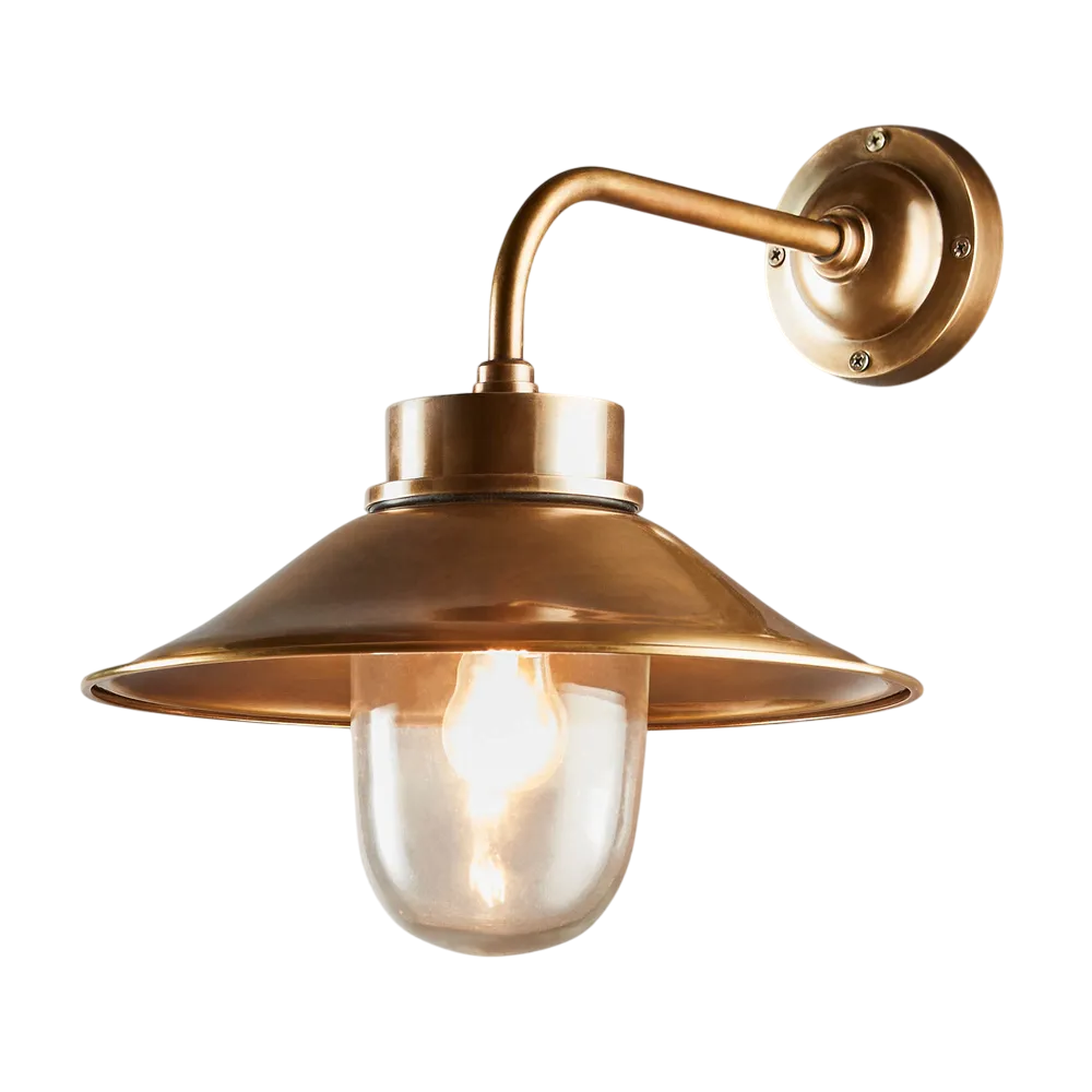 SANDHURST OUTDOOR WALL LIGHT ANTIQUE BRASS