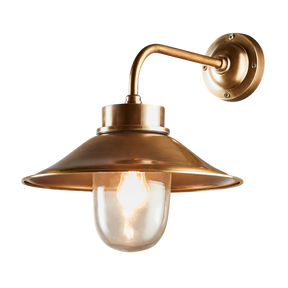 SANDHURST OUTDOOR WALL LIGHT ANTIQUE BRASS